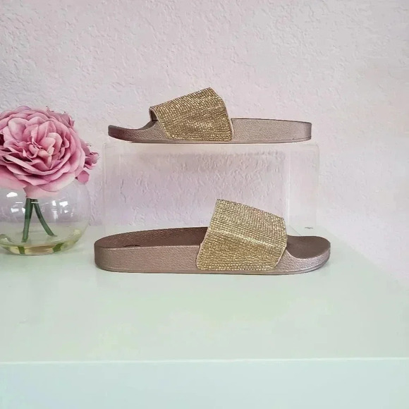Rose Gold Rhinestone Flip Flop - Picture 1 of 5